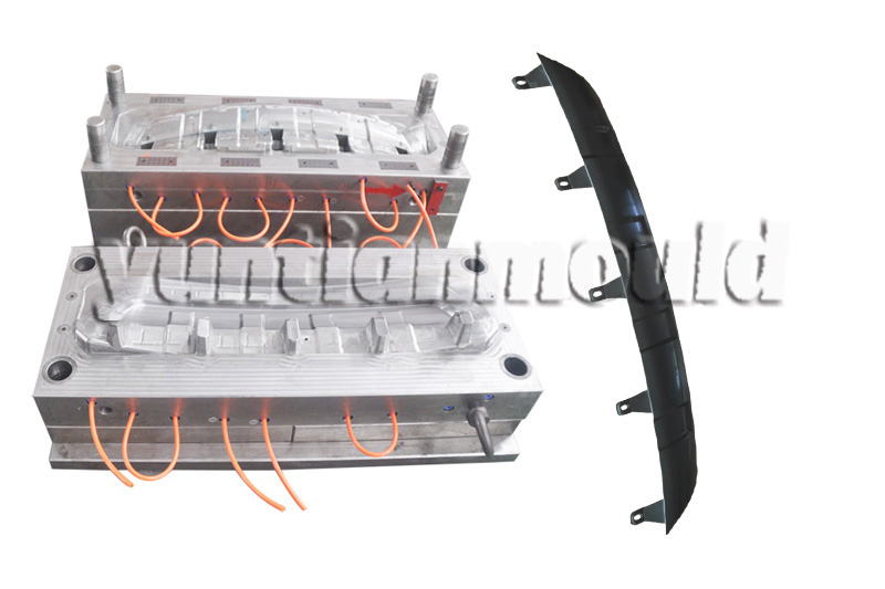 汽車內(nèi)飾件模具26